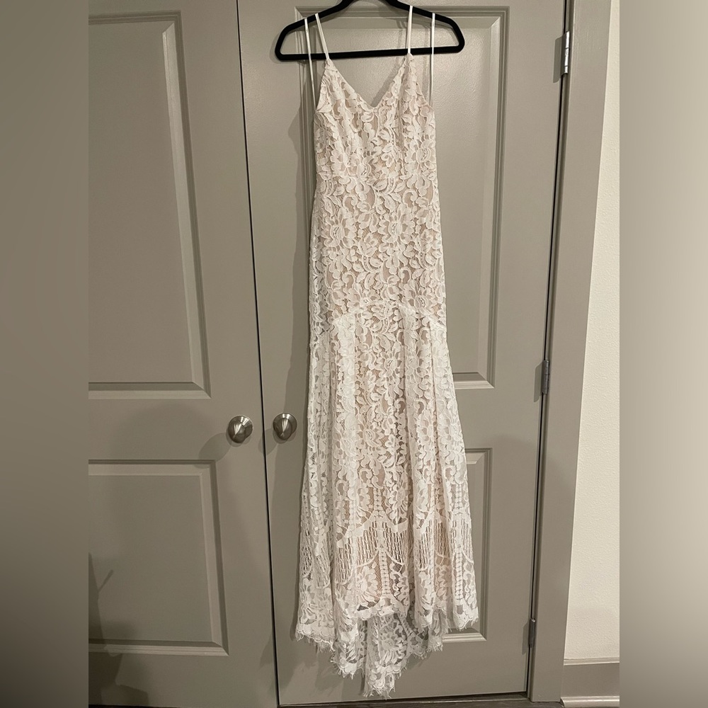 Lulu’s Flynn White Lace Maxi Dress
